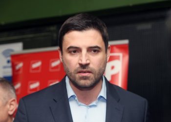 Bernardić: Plenković huška neovisne institucije na SDP
