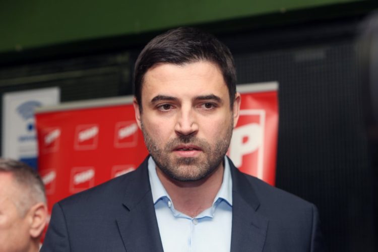 Bernardić: Plenković huška neovisne institucije na SDP