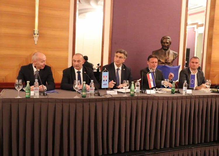 HDZ-ov izborni program “Sigurna Hrvatska” – veće plaće, manje ministarstava