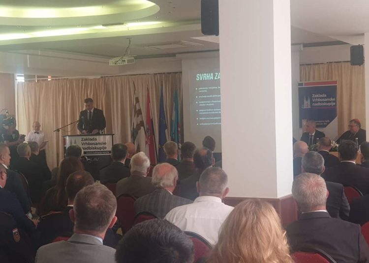 Plenković svečano otvorio ured Zaklade Vrhbosanske nadbiskupije u Vukovaru