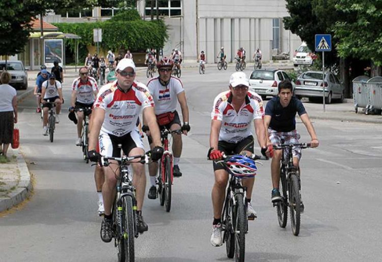 Na biciklima iz Mostara do Ljubuškog u čast sv. Ante