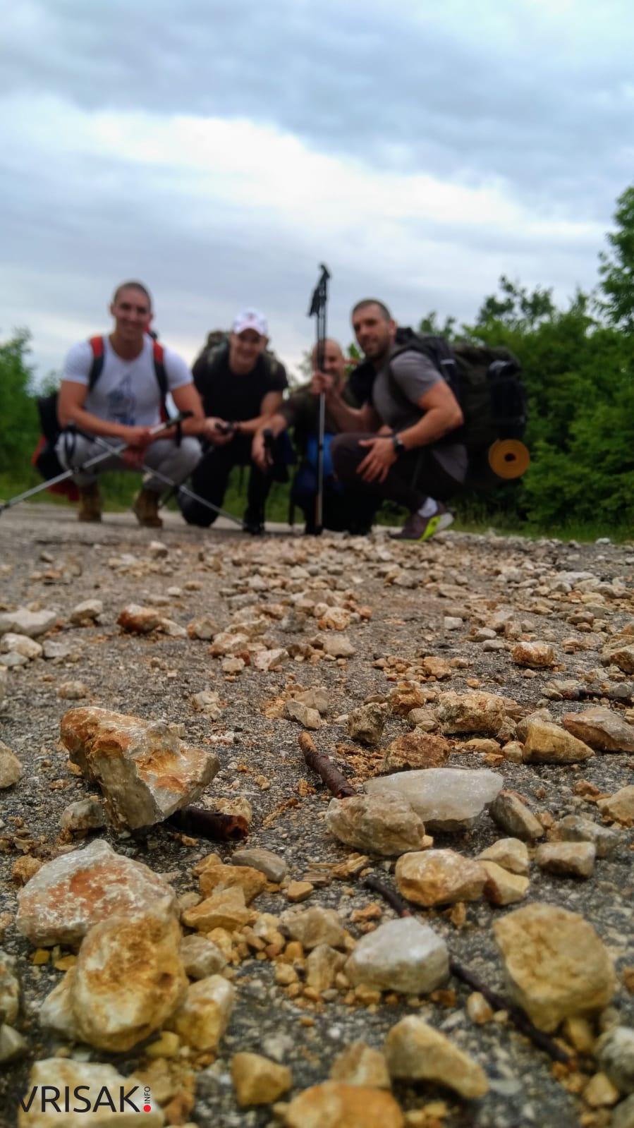 Četiri Širokobriježanina pješačila od Borka do Risovca (FOTOGALERIJA)