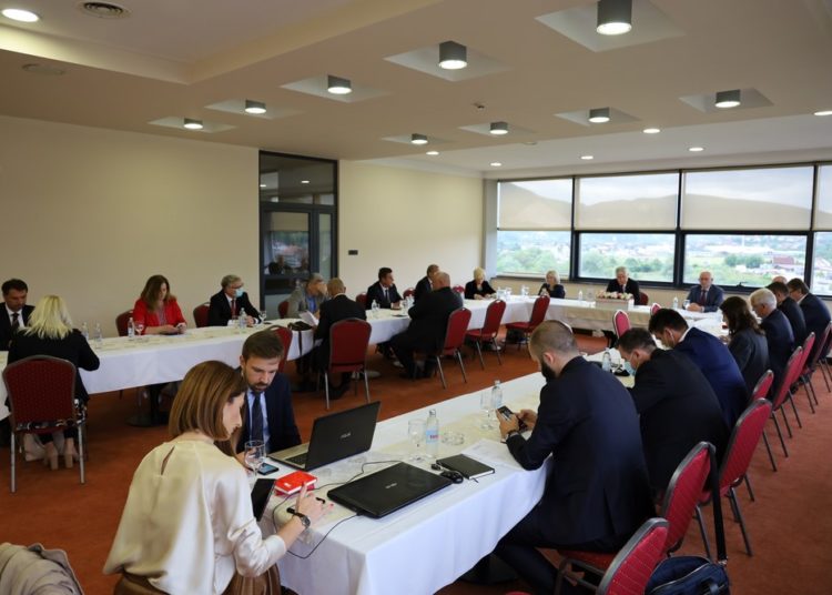 HNS: 10. lipnja Dan sjećanja na djecu stradalu u Domovinskom ratu