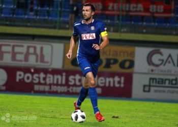 Josip Barišić se nakon 302 utakmice oprostio od “Plavo-bijelih”! Sretno Joja!