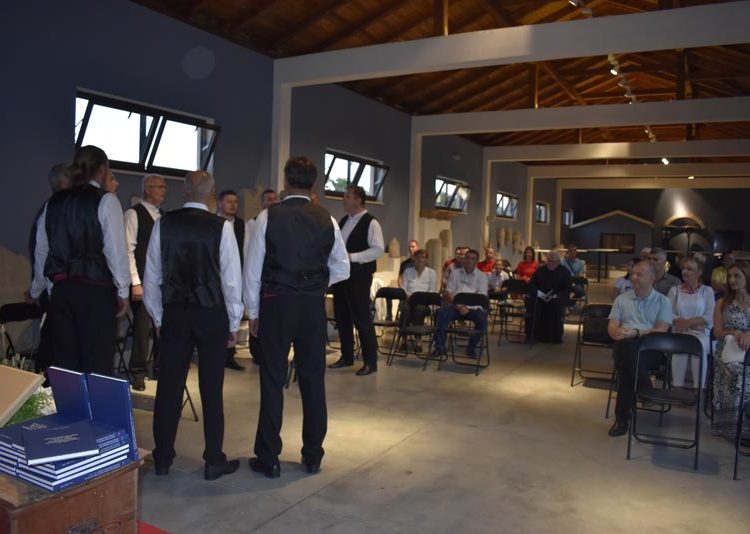 Ljubuški: Predstavljena knjiga Jelice Galić na Humcu