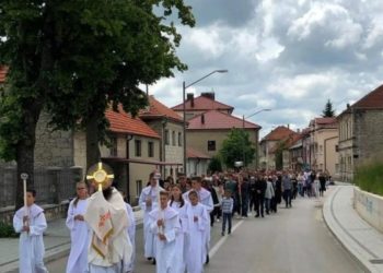 Tomislavgrad: Tijelovo obilježeno procesijom i svetom misom