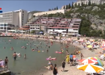 VIDEO: Neum pun turista, ne boje se korone