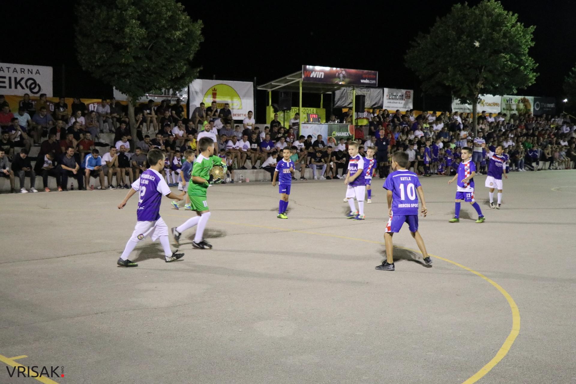 Finale futsal turnira Trn WWin izborili MNK Tići i Parts d.o.o.