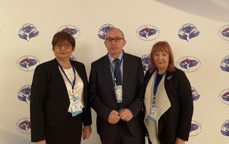 Evo koliko Bošnjaka, Srba i Hrvata radi u bh. institucijama