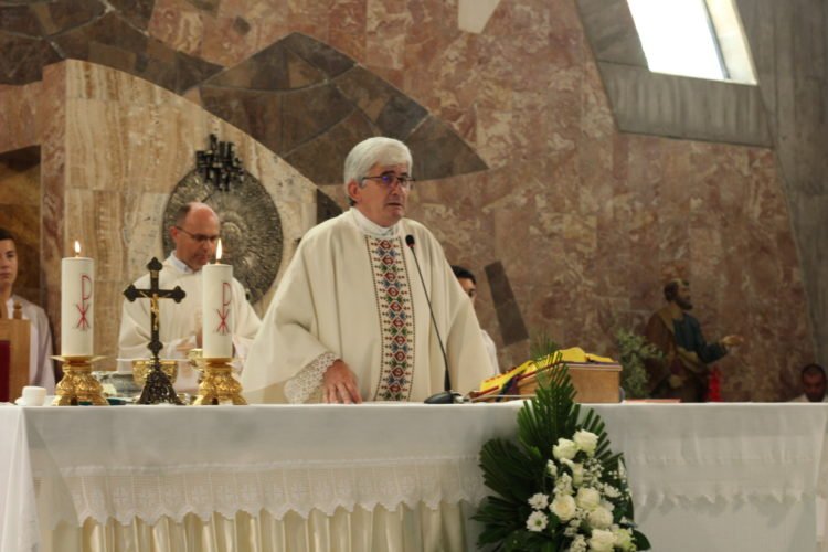 FOTO: Krizma u župi Kočerin