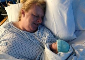 Nakon 18 spontanih pobačaja, ova žena je postala majka u 48. godini