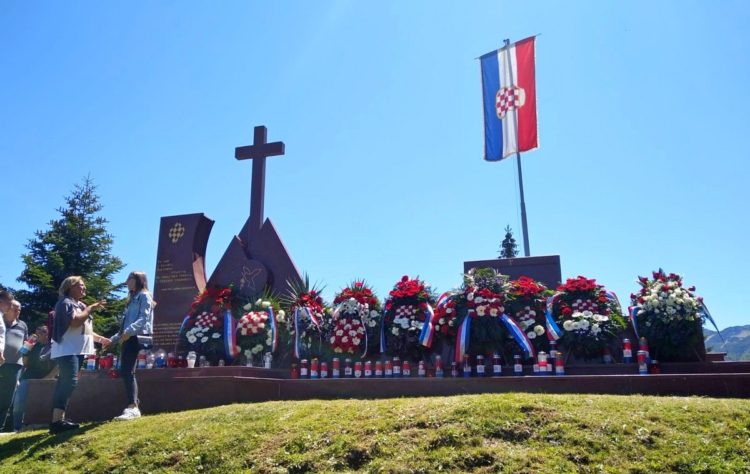 Obilježena 27. obljetnica stradanja branitelja i civila na Stipića livadi