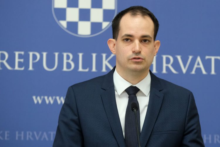 Ministar uprave u Vladi RH Ivan Malenica pozitivan na koronavirus