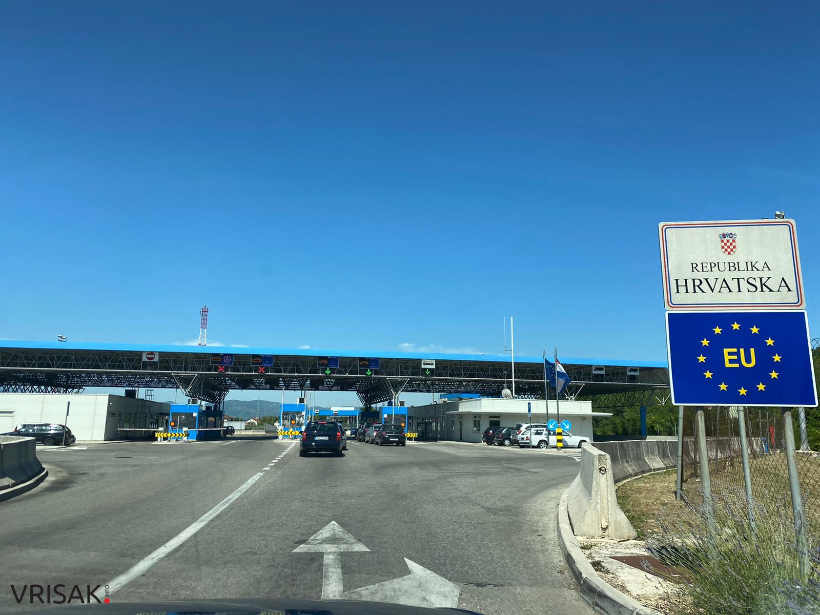 Gužve na granici; Hercegovci pohrlili na more