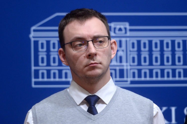 Glavašević: Zbog Vučićevog režima tražit ću blokiranje pregovora s EU-om