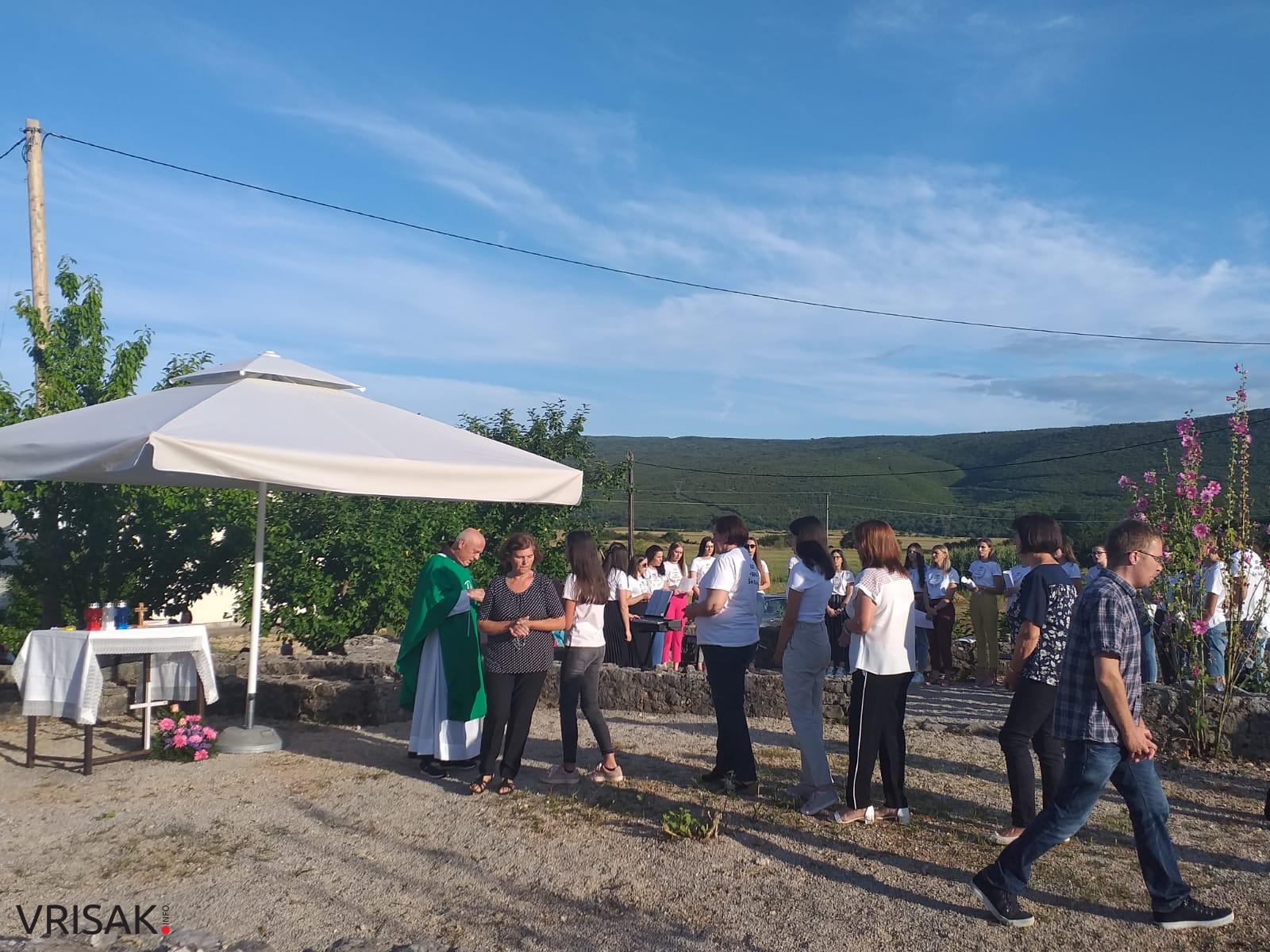 U nedjelju proslavljena sveta misa na ostatcima bazilike u Mokrom