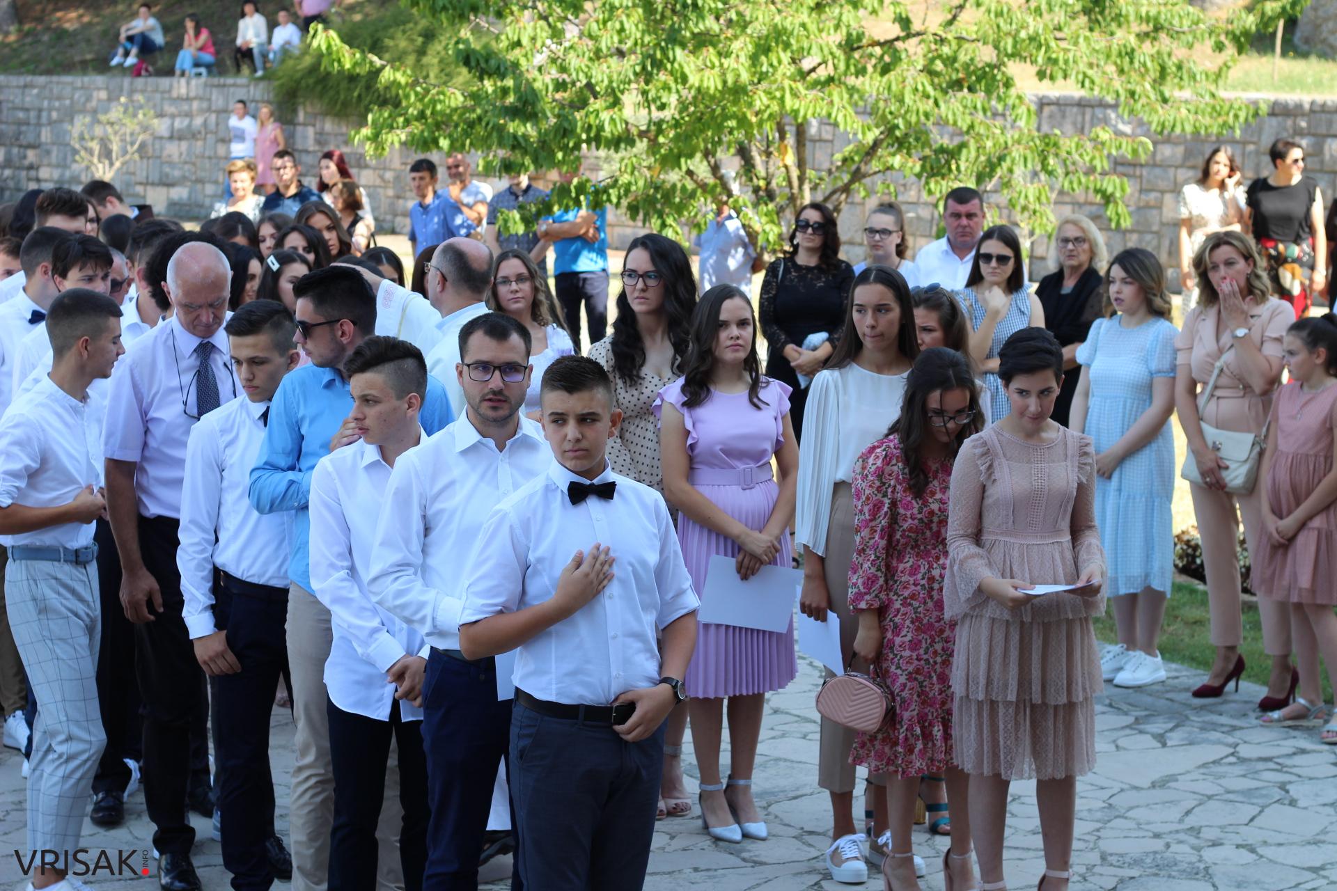 FOTO: Krizma u župi Kočerin