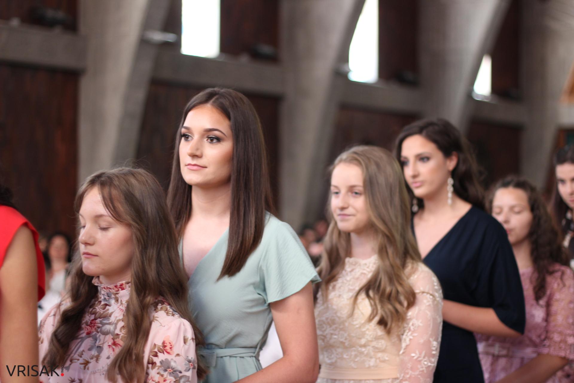 FOTO: Krizma u župi Kočerin