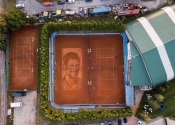 Na teniskom terenu nacrtali najveći portret Đokovića na svijetu
