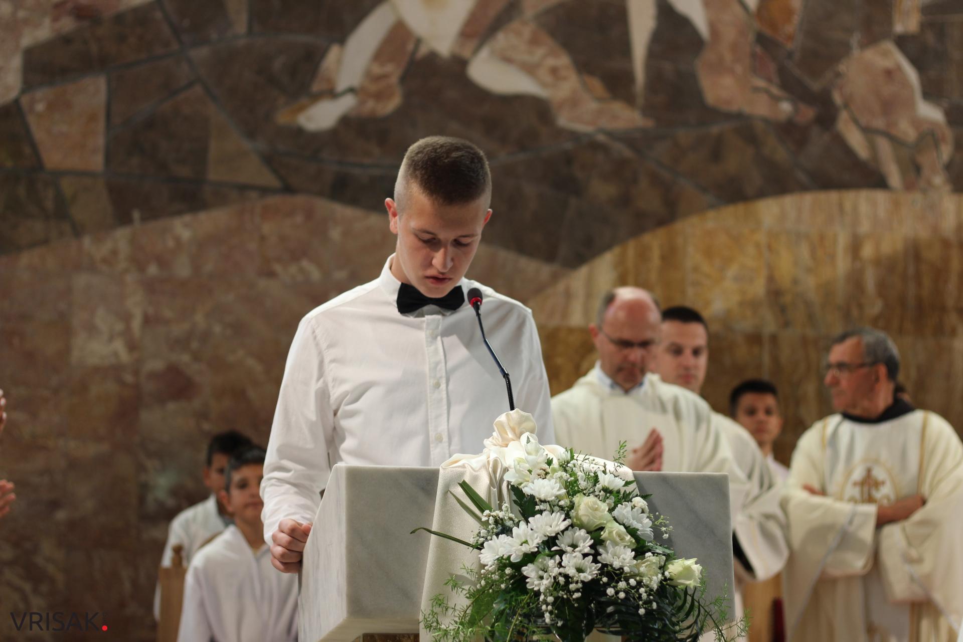 FOTO: Krizma u župi Kočerin