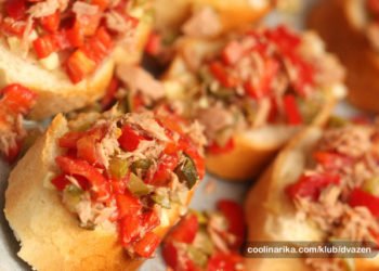 Brusketi s tunjevinom