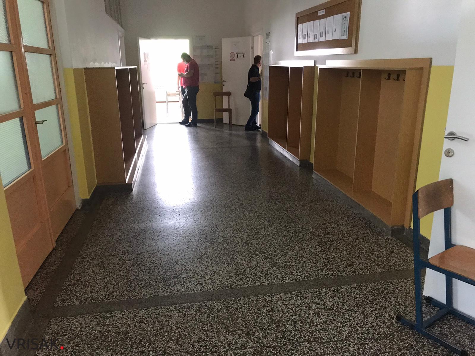 Glasovanje u Mostaru, suprotno spinovima pojedinih medija, protječe bez gužve