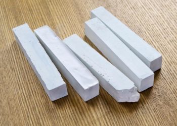 Bijela kreda – vaš novi prijatelj u borbi protiv mrlja