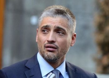 Komšićev savjetnik: Čedomir Jovanović teniskim reketom pretukao vlasnika klinike