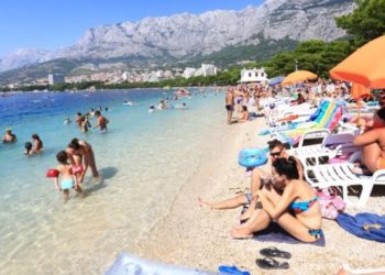 Makarska: Mada grad djeluje življe, razlika u odnosu na lani je golema
