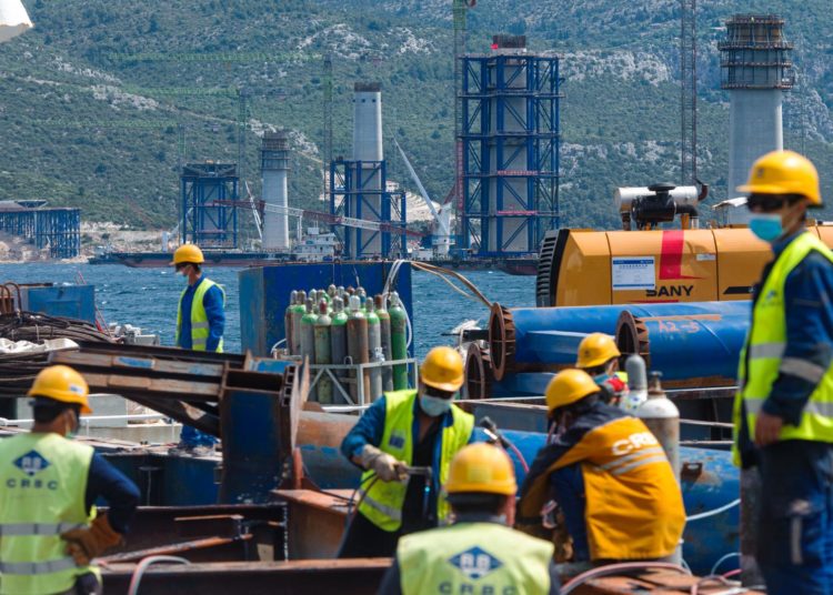 Završeno 7 od 12 stupova, krenula izrada pilona na Pelješkom mostu