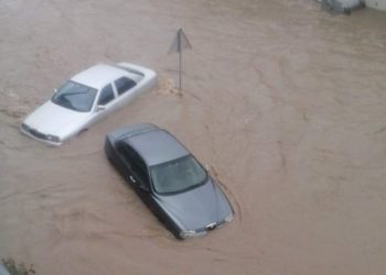 Automobil vam je potopljen u poplavi? Nije dobro, ali ima lijeka…