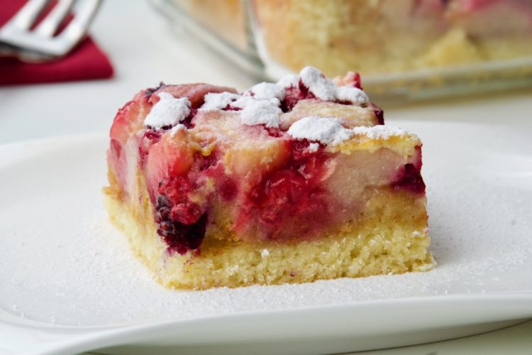 Pita od jabuka, krušaka i šumskog voća