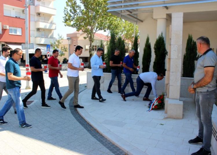 Dostojanstven odgovor iz Posušja na neprimjereno ponašanje kod spomenika Ludvigu Pavloviću