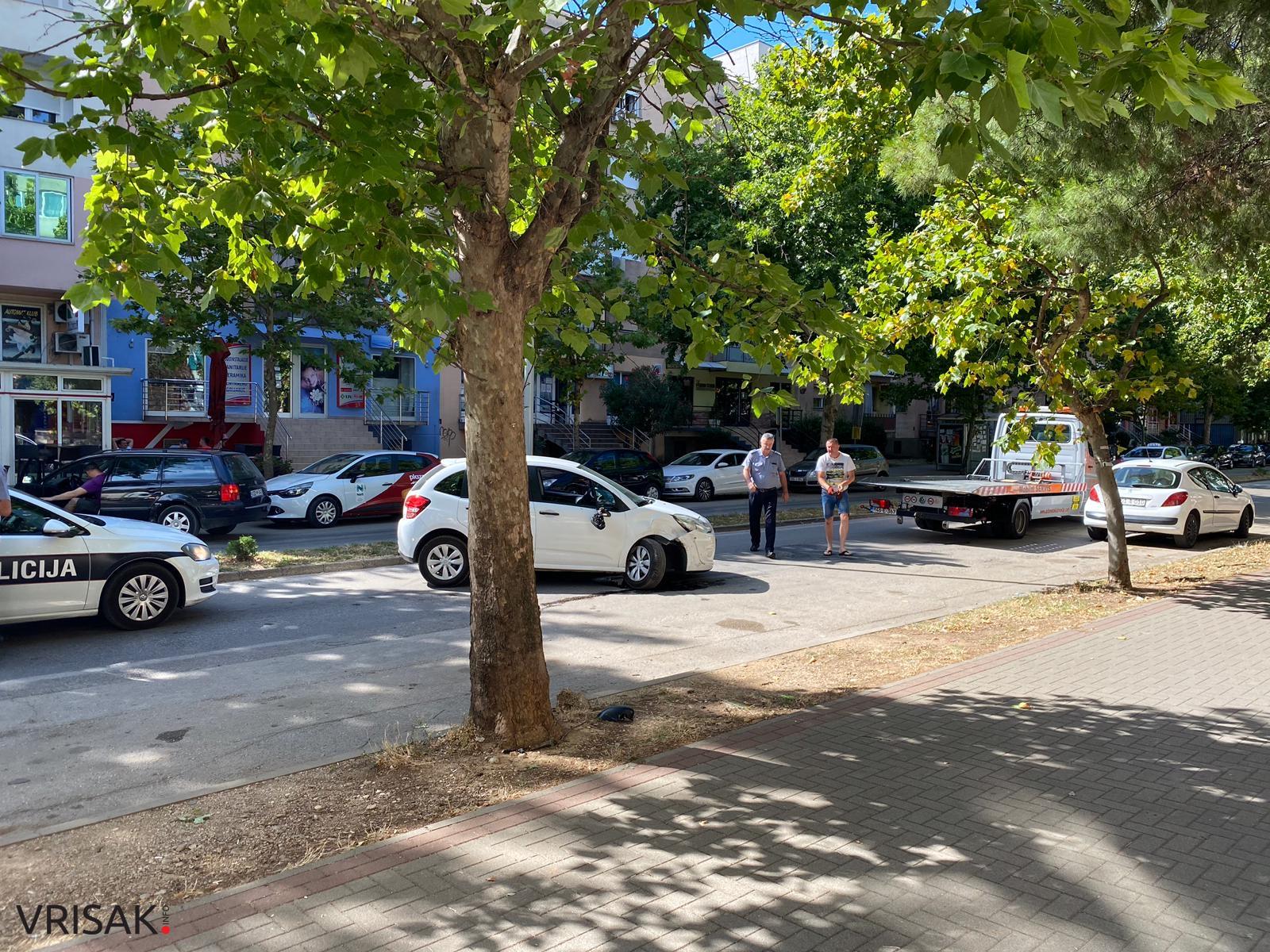 Mostar: Lakša prometna nesreća na Aveniji stvorila prometni kolaps