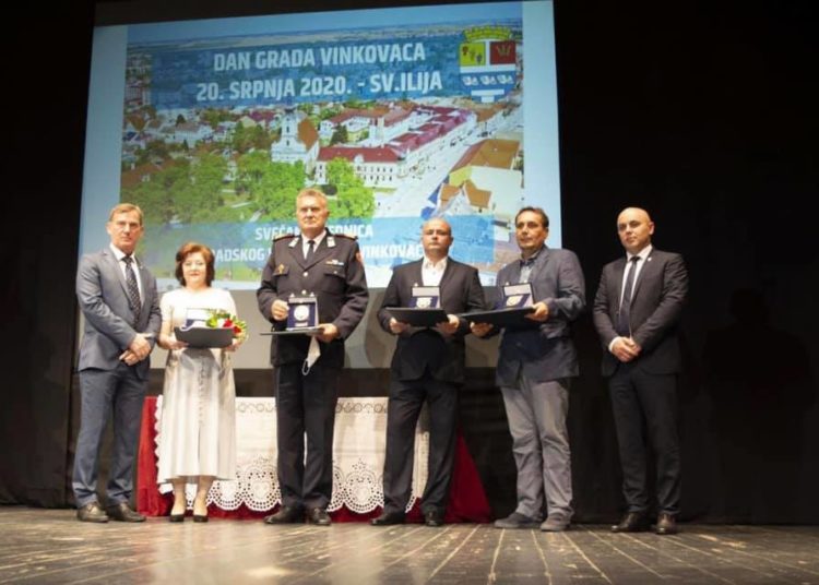Gradonačelnik Širokog Brijega Miro Kraljević dobitnik Zlatne plakete „Grb grada Vinkovaca“