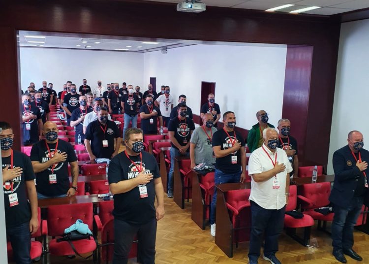 Osnovano Hrvatsko navijačko veleposlanstvo (CFE) i Klub navijača  hrvatske reprezentacije „Mi Hrvati“