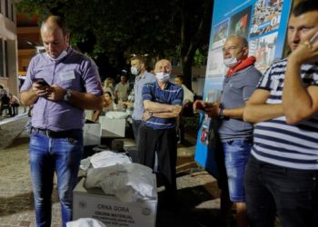 Đukanović izgubio vlast nakon tri desetljeća, Hrvati bez mjesta u parlamentu