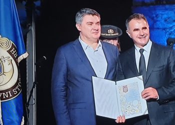 Milanović odlikovao postrojbe HVO-a i Specijalne policije HR HB