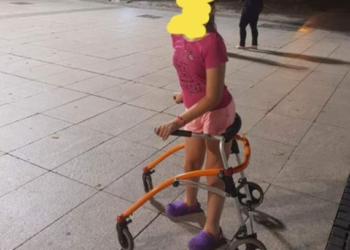 Djevojčici s cerebralnom paralizom ukrali guralicu: Majka ne može vjerovati da netko to može napraviti