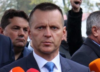 Lukač: SDA naplatila desetine milijuna eura za rješavanje migrantske krize