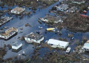 Uragan Laura na jugu SAD-a odnio najmanje 14 života