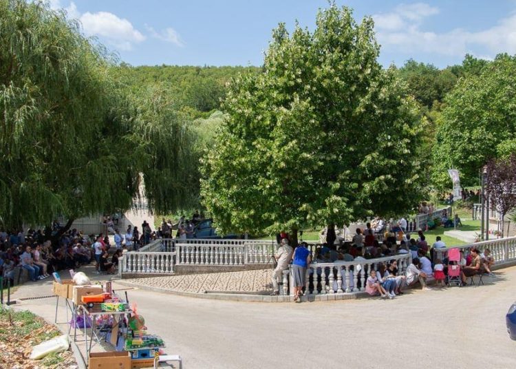Služena sveta misa na Orovniku