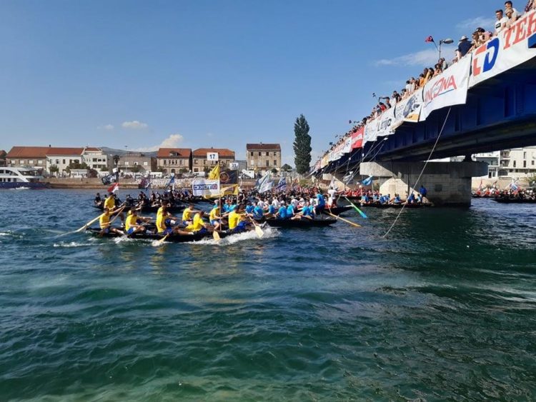 Počeo 23. Maraton lađa na Neretvi