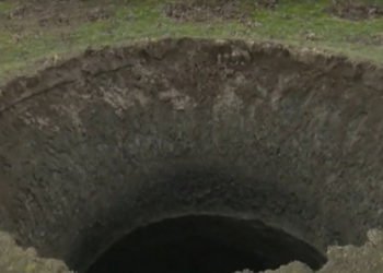 Eksplozija u Sibiru napravila rupu duboku 50 metara, mještani u šoku