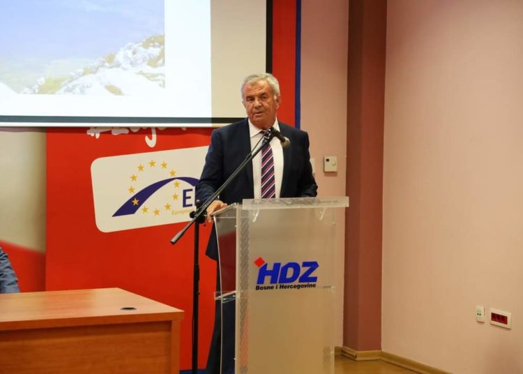 U Mostaru obilježeno 27 godina od utemeljenja Hrvatske Republike Herceg-Bosne