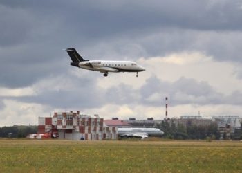 Medicinski zrakoplov s Navaljnim poletio u Njemačku