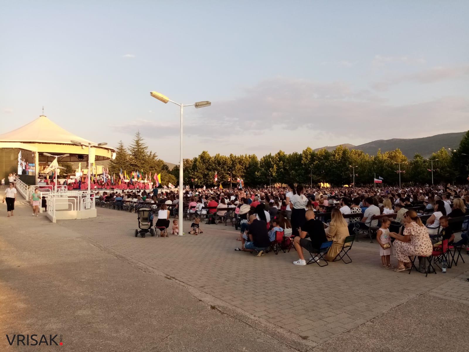 U subotu u Međugorju otvoren 31. Međunarodni molitveni susret mladih