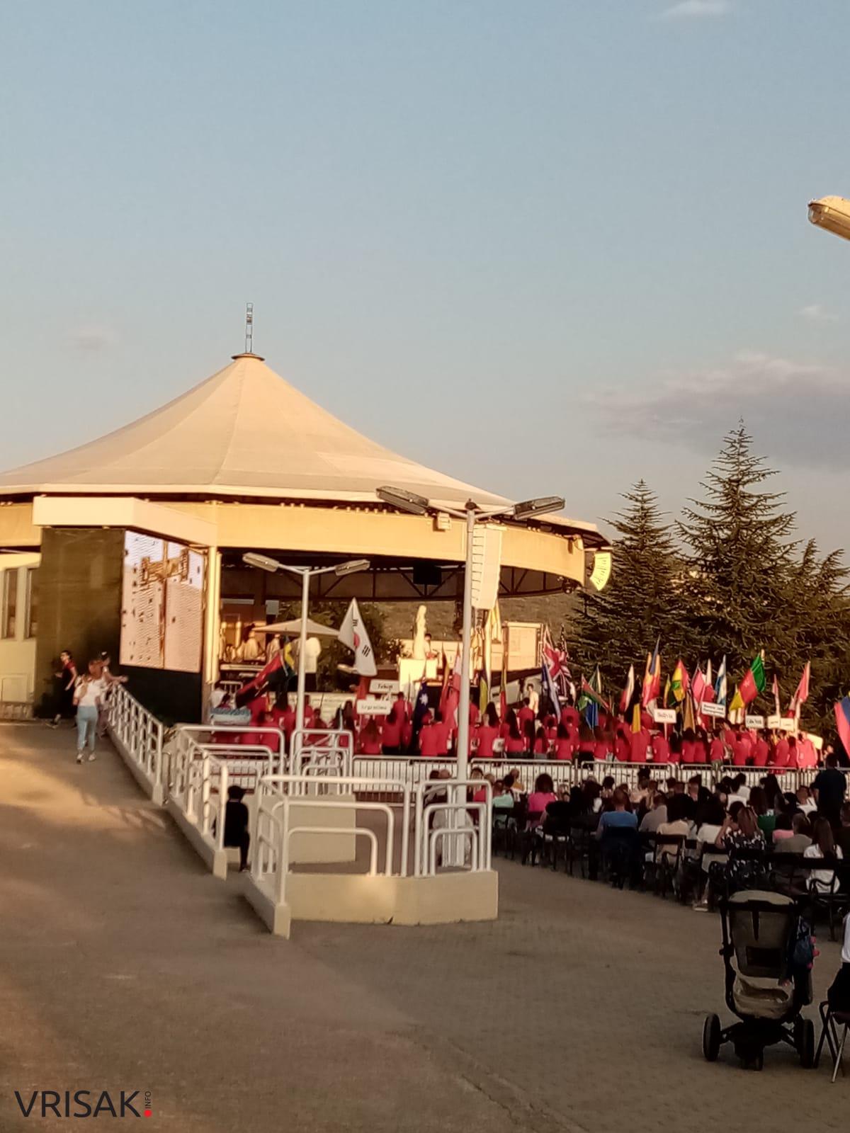 U subotu u Međugorju otvoren 31. Međunarodni molitveni susret mladih