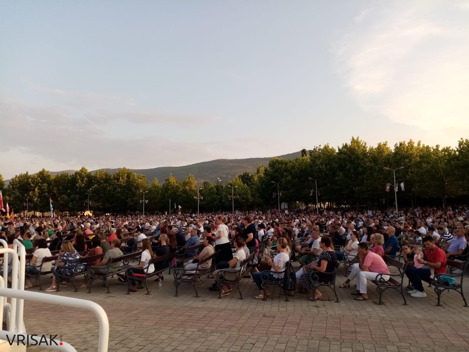 U subotu u Međugorju otvoren 31. Međunarodni molitveni susret mladih
