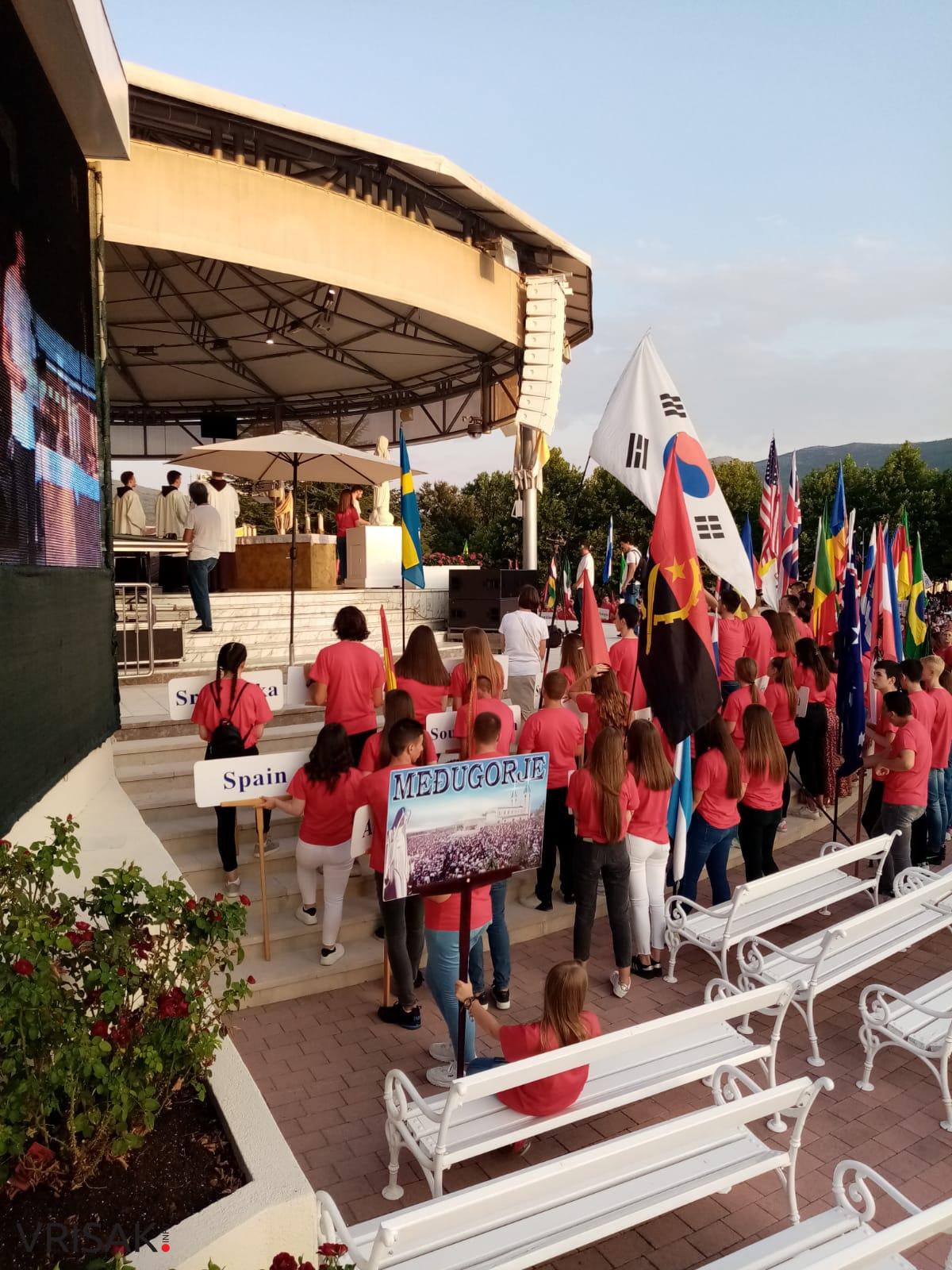 U subotu u Međugorju otvoren 31. Međunarodni molitveni susret mladih